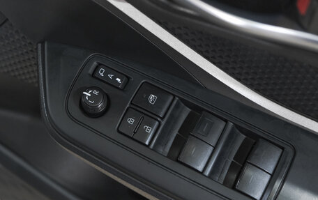 Toyota C-HR I рестайлинг, 2020 год, 2 049 000 рублей, 19 фотография