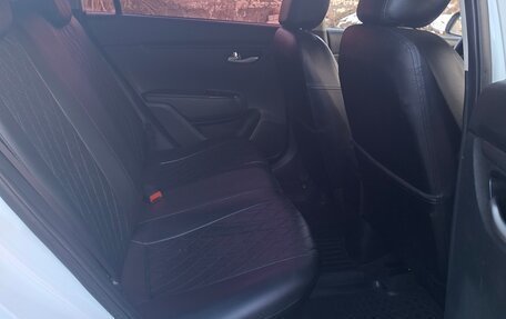 KIA Rio IV, 2018 год, 1 370 000 рублей, 14 фотография