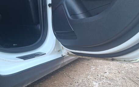 KIA Rio IV, 2018 год, 1 370 000 рублей, 13 фотография