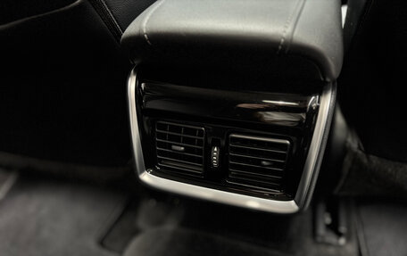 Toyota Venza, 2023 год, 4 090 000 рублей, 3 фотография