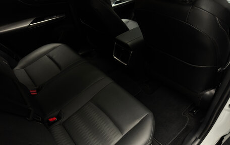 Toyota Venza, 2023 год, 4 090 000 рублей, 2 фотография