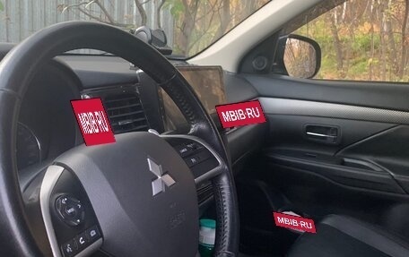 Mitsubishi Outlander III рестайлинг 3, 2014 год, 1 150 000 рублей, 7 фотография