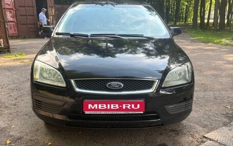 Ford Focus II рестайлинг, 2006 год, 265 000 рублей, 1 фотография