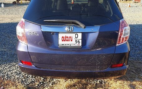 Honda Fit Shuttle I рестайлинг, 2014 год, 960 000 рублей, 3 фотография