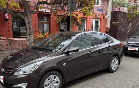 Hyundai Solaris II рестайлинг, 2015 год, 1 165 000 рублей, 3 фотография