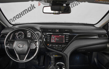 Toyota Camry, 2018 год, 2 925 000 рублей, 14 фотография