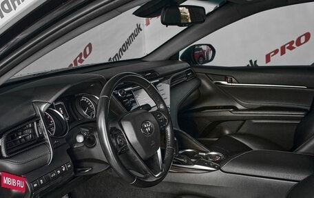 Toyota Camry, 2018 год, 2 925 000 рублей, 12 фотография