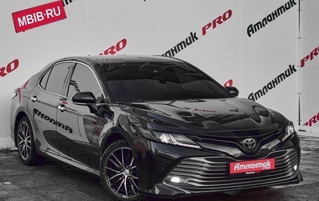 Toyota Camry, 2018 год, 2 925 000 рублей, 6 фотография