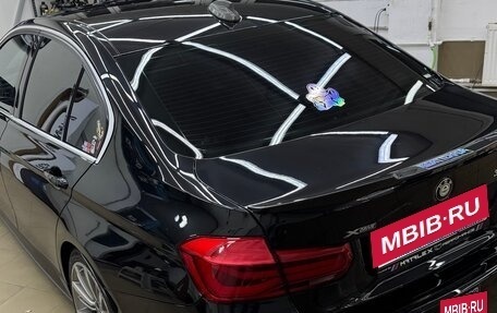 BMW 3 серия, 2018 год, 3 100 000 рублей, 3 фотография