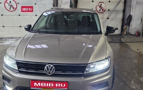 Volkswagen Tiguan II, 2019 год, 2 650 000 рублей, 1 фотография