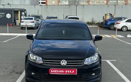 Volkswagen Polo VI (EU Market), 2013 год, 900 000 рублей, 1 фотография