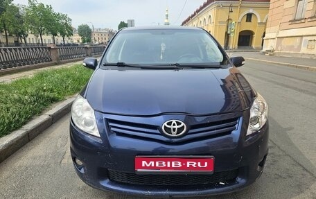 Toyota Auris II, 2010 год, 550 000 рублей, 1 фотография