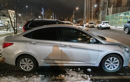 Hyundai Solaris II рестайлинг, 2015 год, 850 000 рублей, 10 фотография