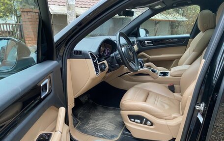 Porsche Cayenne III, 2018 год, 5 800 000 рублей, 8 фотография