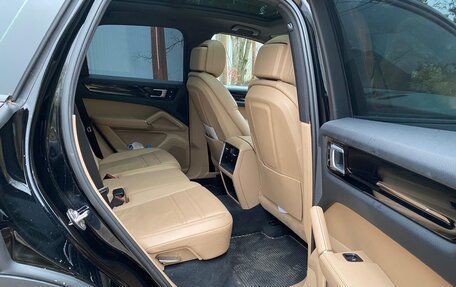 Porsche Cayenne III, 2018 год, 5 800 000 рублей, 15 фотография