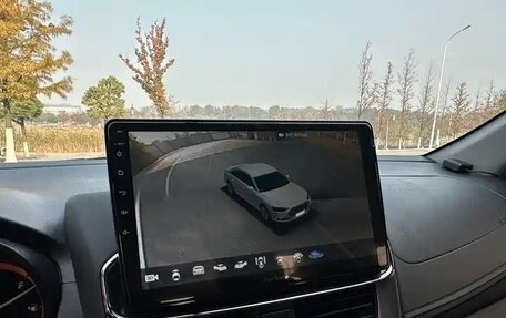 Toyota Yaris XP150 рестайлинг, 2022 год, 1 330 000 рублей, 6 фотография