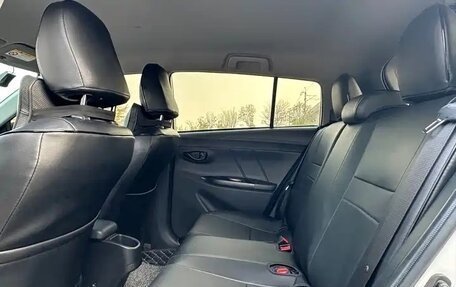 Toyota Yaris XP150 рестайлинг, 2022 год, 1 330 000 рублей, 8 фотография