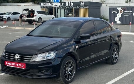 Volkswagen Polo VI (EU Market), 2013 год, 900 000 рублей, 2 фотография