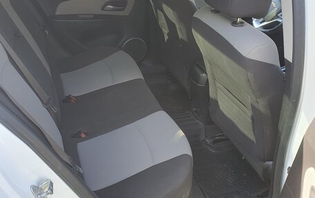 Chevrolet Cruze II, 2013 год, 860 000 рублей, 4 фотография