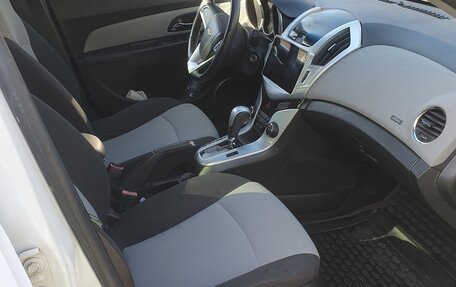 Chevrolet Cruze II, 2013 год, 860 000 рублей, 5 фотография