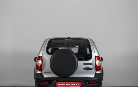 Chevrolet Niva I рестайлинг, 2018 год, 789 000 рублей, 4 фотография