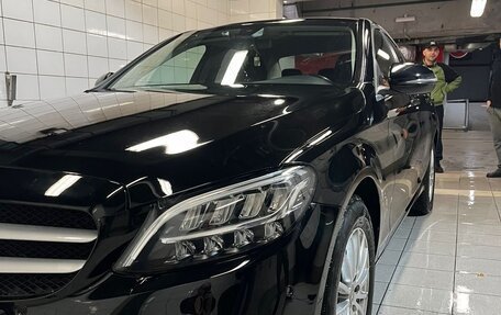 Mercedes-Benz C-Класс, 2018 год, 2 600 000 рублей, 4 фотография