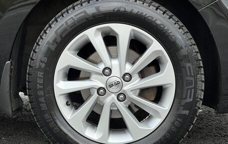 Hyundai Solaris II рестайлинг, 2017 год, 1 000 000 рублей, 10 фотография