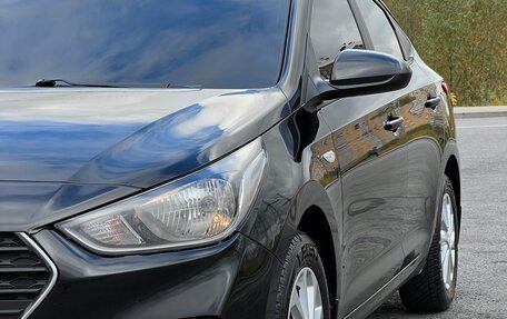 Hyundai Solaris II рестайлинг, 2017 год, 1 000 000 рублей, 8 фотография