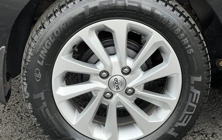 Hyundai Solaris II рестайлинг, 2017 год, 1 000 000 рублей, 11 фотография