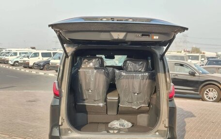 Lexus LM, 2025 год, 24 990 000 рублей, 8 фотография