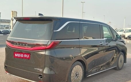 Lexus LM, 2025 год, 24 990 000 рублей, 5 фотография