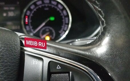 Skoda Superb III рестайлинг, 2018 год, 1 810 000 рублей, 15 фотография