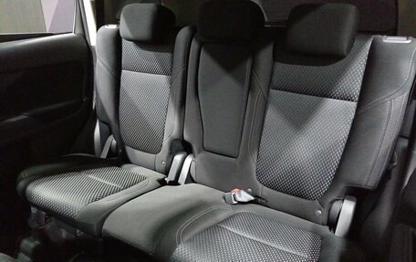 Mitsubishi Outlander III рестайлинг 3, 2020 год, 2 300 000 рублей, 17 фотография