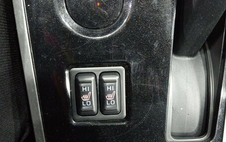 Mitsubishi Outlander III рестайлинг 3, 2020 год, 2 300 000 рублей, 14 фотография