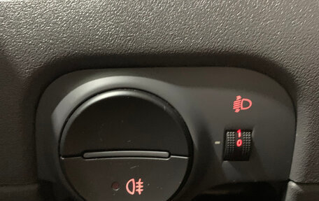 KIA Rio II, 2011 год, 585 000 рублей, 10 фотография