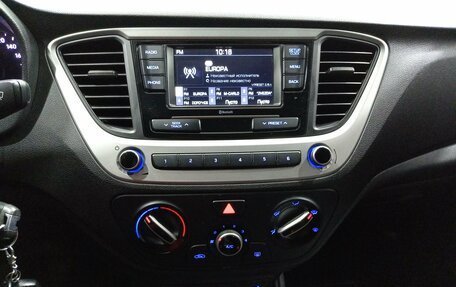 Hyundai Solaris II рестайлинг, 2017 год, 870 000 рублей, 10 фотография