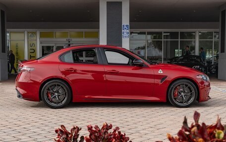 Alfa Romeo Giulia II, 2024 год, 12 760 580 рублей, 12 фотография