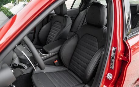 Alfa Romeo Giulia II, 2024 год, 12 760 580 рублей, 39 фотография