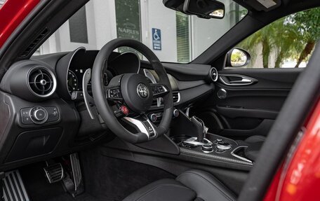 Alfa Romeo Giulia II, 2024 год, 12 760 580 рублей, 35 фотография