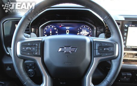 Chevrolet Silverado, 2024 год, 8 313 876 рублей, 12 фотография