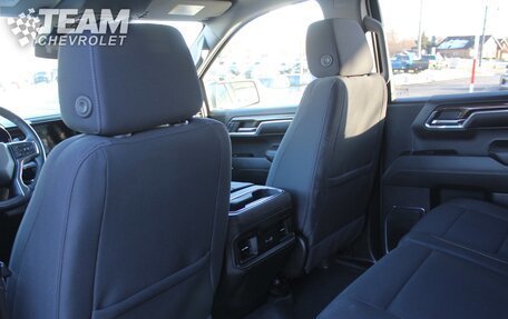 Chevrolet Silverado, 2024 год, 8 313 876 рублей, 20 фотография