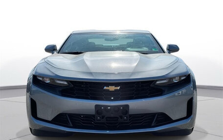 Chevrolet Camaro VI, 2023 год, 6 050 000 рублей, 2 фотография