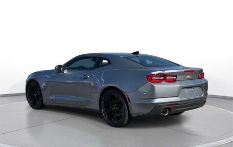 Chevrolet Camaro VI, 2023 год, 6 050 000 рублей, 3 фотография