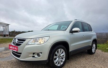 Volkswagen Tiguan I, 2010 год, 1 250 000 рублей, 2 фотография