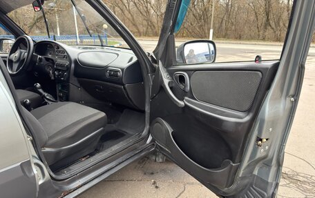 Chevrolet Niva I рестайлинг, 2013 год, 295 000 рублей, 28 фотография