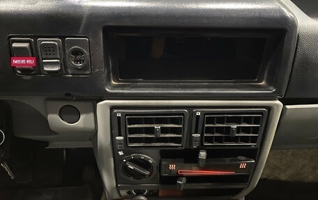 ИЖ 2126 «Ода», 2005 год, 103 000 рублей, 11 фотография