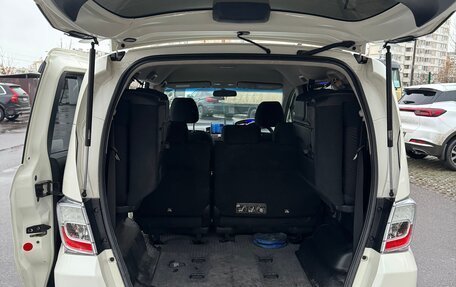 Honda Freed I, 2011 год, 1 190 000 рублей, 7 фотография