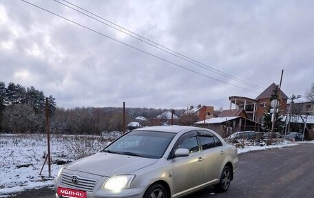 Toyota Avensis III рестайлинг, 2004 год, 677 000 рублей, 10 фотография