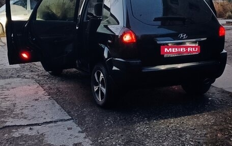 Hyundai Tucson III, 2008 год, 990 000 рублей, 2 фотография