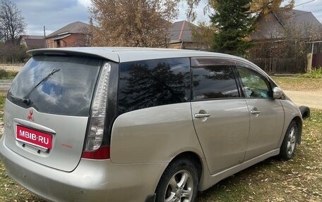 Mitsubishi Grandis, 2004 год, 650 000 рублей, 5 фотография